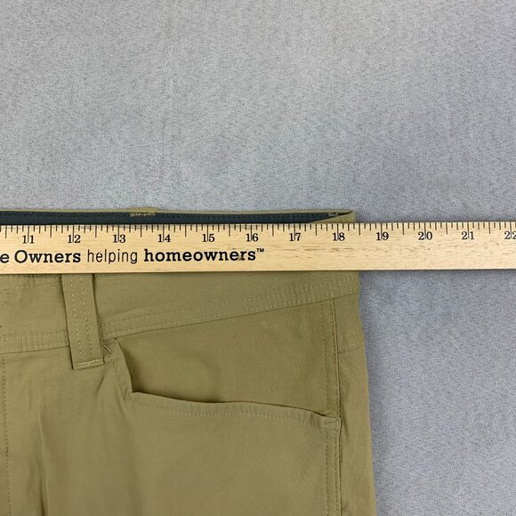 Eddie Bauer First Ascent Mens Shorts 36 Beige Tan Cargo Guide Pro Nylon Spandex - Picture 4 of 9